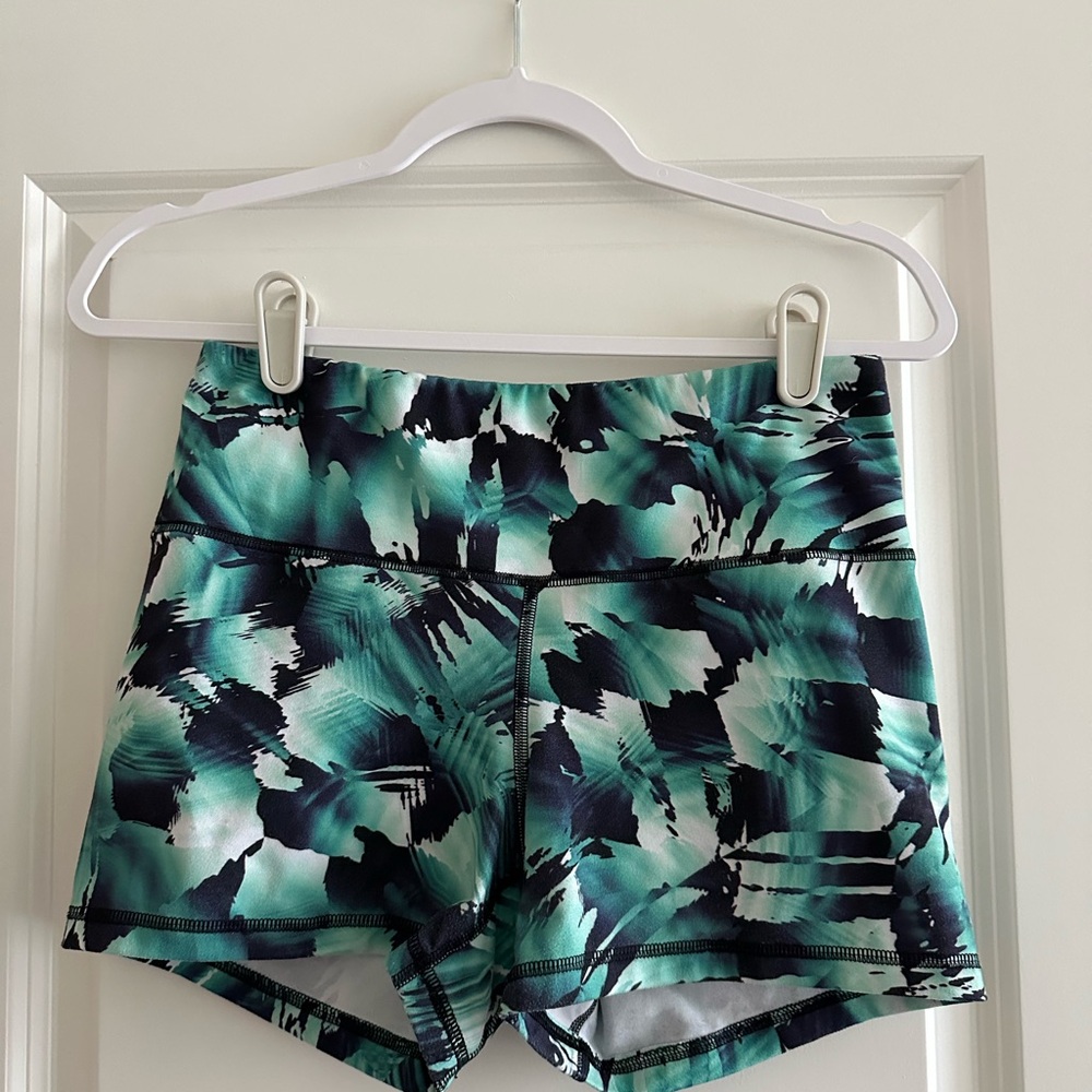 Fleo Teal And Black Patterned Athletic Shorts - image 1